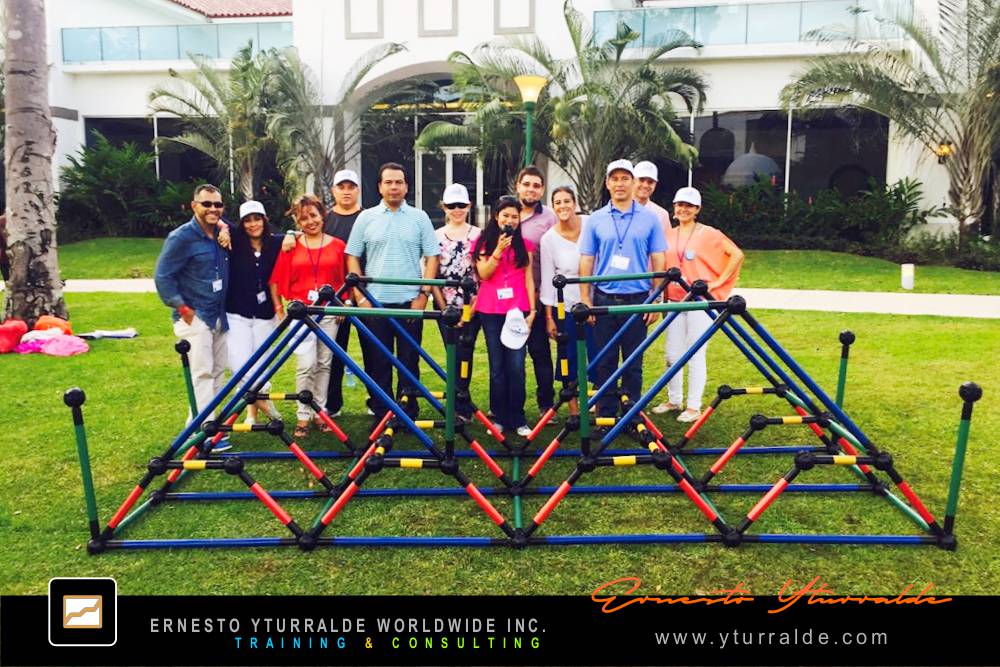 Talleres de Cuerdas Panamá - Team Building Empresarial para el desarrollo de equipos de trabajo