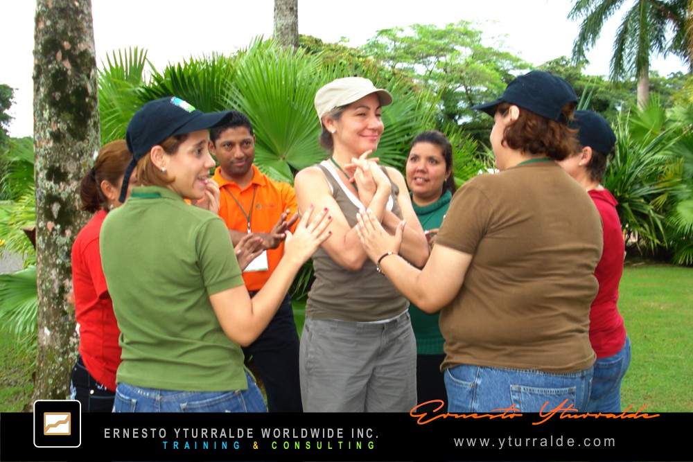 Team Building Panamá Talleres de Cuerdas Bajas | Team Building Empresarial para el desarrollo de equipos de trabajo
